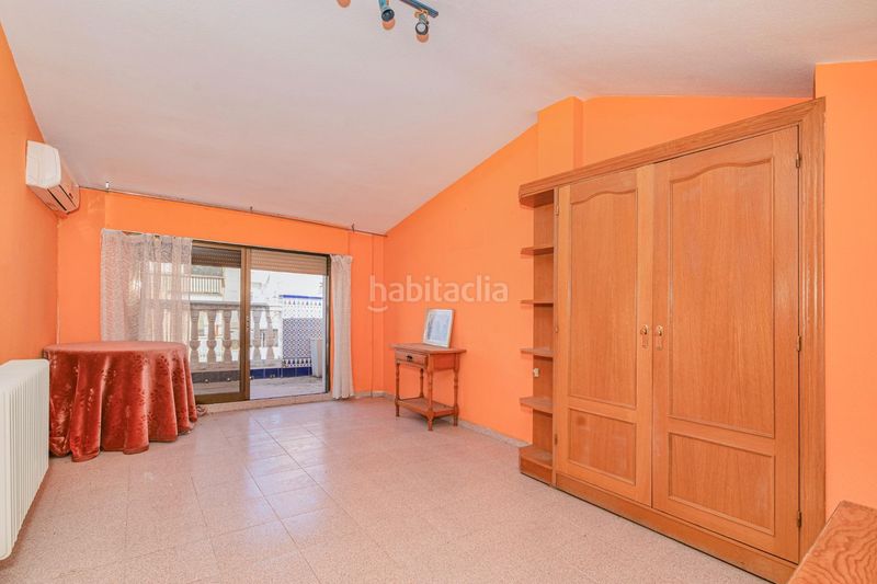 Foto 83e6c8a8-7f57-4549-bd52-e9b11d06d672. Xalet amb aparcament a Barrio de Zaidín Granada
