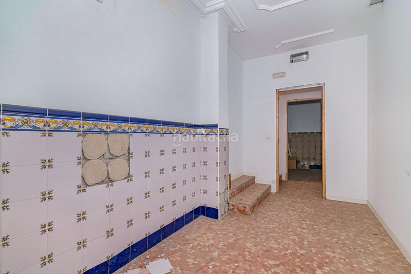 Foto b44c6fb6-9a51-4337-838d-2db9f019c920. Xalet amb aparcament a Barrio de Zaidín Granada