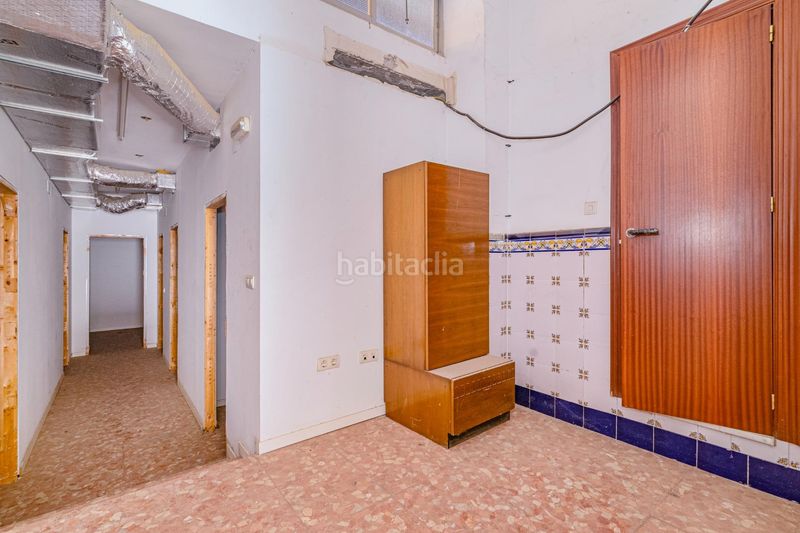Foto c2a68f18-b632-42ca-bf21-9eed40dd6c31. Xalet amb aparcament a Barrio de Zaidín Granada
