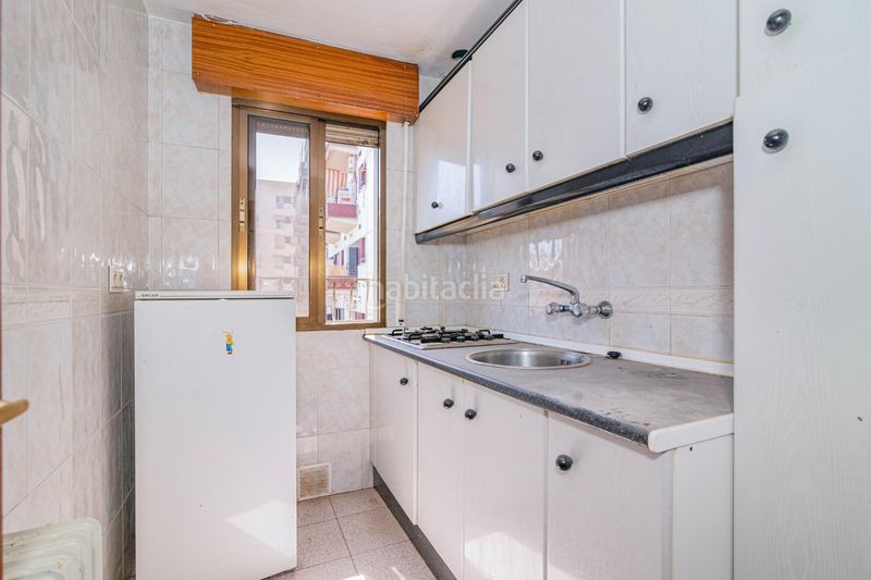 Foto ea52a411-15b0-493e-8b48-c42ae6db6df3. Xalet amb aparcament a Barrio de Zaidín Granada