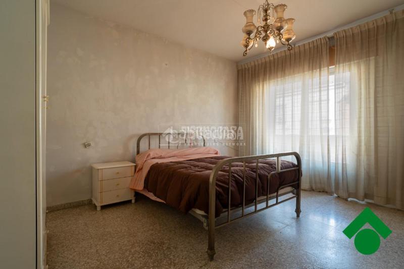 Foto 65d1450a-305f-4a2e-83b9-21cd95b53971. Casa pareada casa en venta en Atarfe