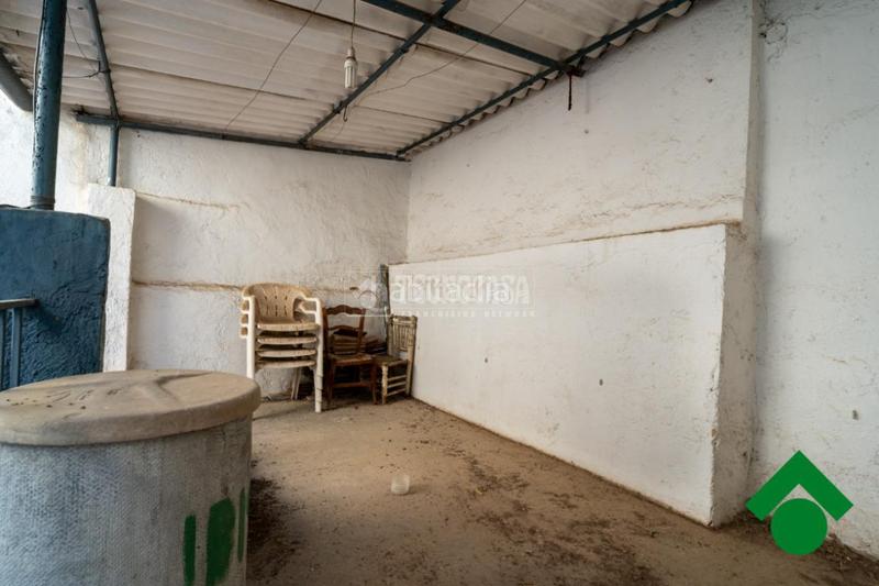Foto ab75cdcf-fbd2-499a-8506-0ee5f7573e86. Casa pareada casa en venta en Atarfe