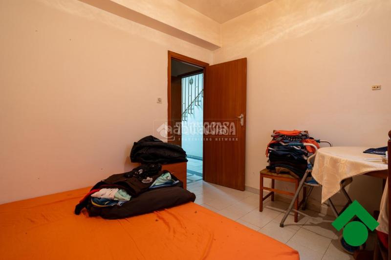 Foto b14cf750-e14c-4737-8c8f-9d8d1b6ad4ef. Casa pareada casa en venta en Atarfe