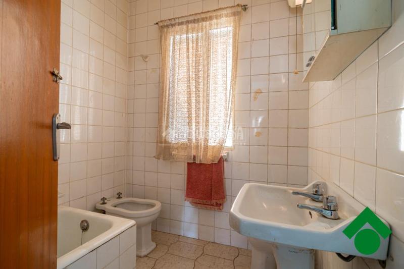Foto d8cad79a-4a8c-4ef1-9715-089fddb89148. Casa pareada casa en venta en Atarfe