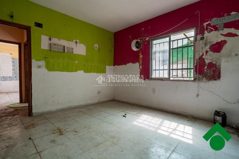 Foto 65a6ed47-e5cb-4b47-aaa5-9ad70271f2a2. Casa pareada casa en venta en Atarfe