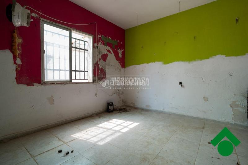 Foto 8b133a33-b283-4829-8a27-5e3596fc7b9f. Casa pareada casa en venta en Atarfe