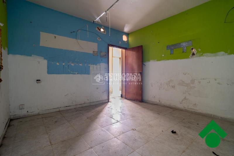 Foto a6be53b0-211d-4e4b-b60c-f120bf6e4866. Casa pareada casa en venta en Atarfe