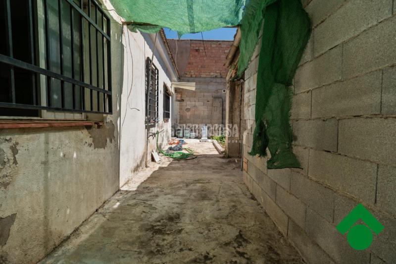 Foto d4bbf95b-aa22-418f-b52b-da66484ebf26. Casa pareada casa en venta en Atarfe