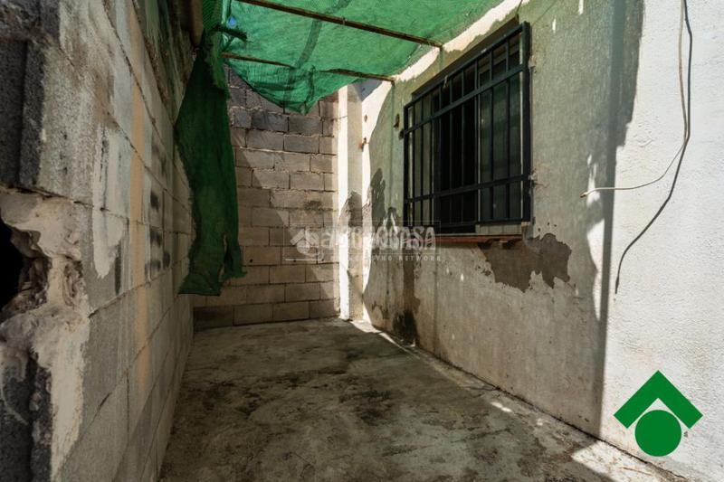 Foto efdcc071-cb77-4a42-a681-38a4dfb08e1a. Casa pareada casa en venta en Atarfe