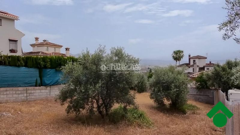 Foto f378d779-7321-43dc-a65a-9bf926a4716f. Terreny residencial a Atarfe
