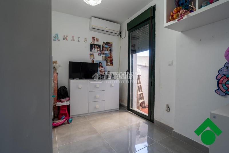 Foto 1510a10c-688b-4a6e-844f-1ae430cf5731. Maison jumelée dans Pinos Puente