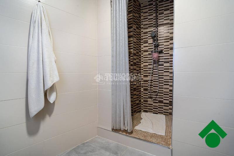 Foto b50818cb-3ca3-4e76-8bc9-92bd7feb3a19. Maison jumelée dans Pinos Puente