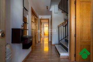 Casa aparellada a Atarfe. Casa en venta en atarfe
