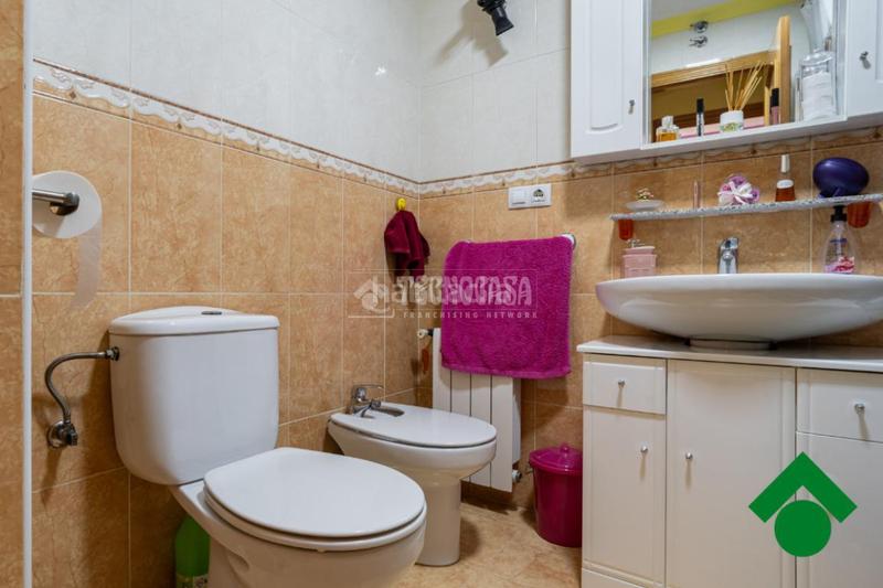 Foto a7cc6d85-fe7d-45bf-b10f-d0105539baa6. Piso  en venta en Pinos Puente