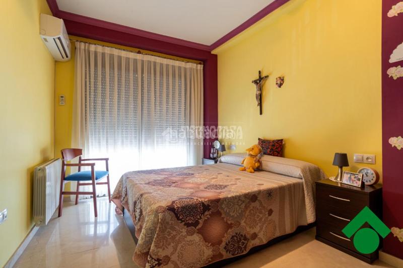 Foto f42f62c2-5ee2-4192-83c9-af54e8d1094d. Piso  en venta en Pinos Puente