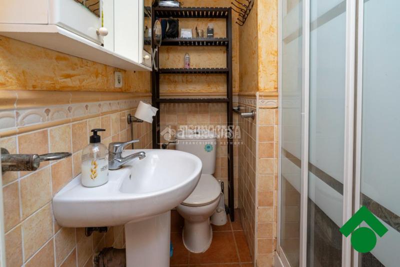 Foto 9287ae9f-556b-4451-ac6d-e1fb92d53fb6. Casa aparellada a Atarfe