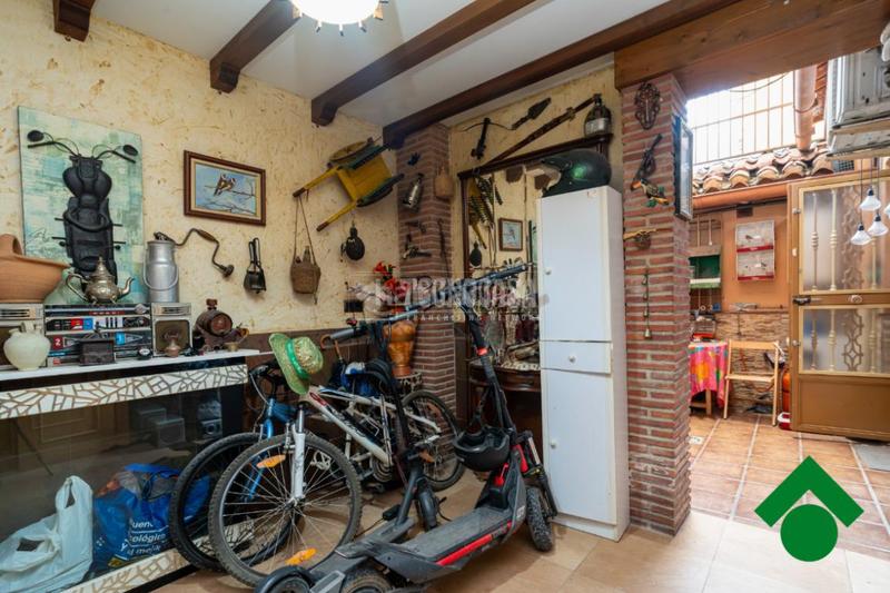 Foto c14010d9-3cfd-4751-aced-cdf1440325eb. Casa aparellada a Atarfe