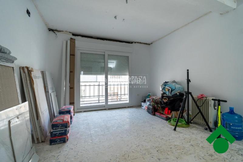 Foto 8b32f7a5-ac41-41c4-85d9-1b6f3111f339. Maison jumelée dans Pinos Puente