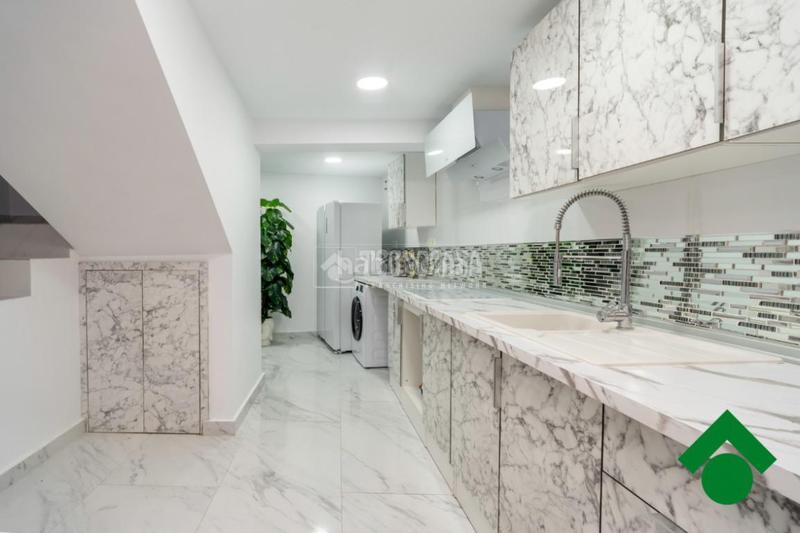 Foto d6cdd681-8db3-4bb3-b63d-4bc47c509d6a. Maison jumelée dans Pinos Puente