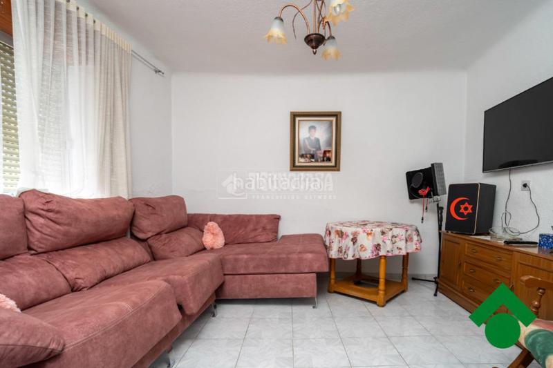 Foto abe4ac4f-1374-4557-bb29-77f1a7c94975. Maison jumelée dans Pinos Puente