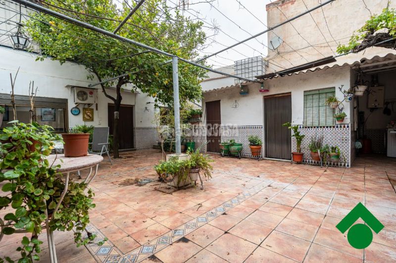 Foto 5d308f18-1754-4317-9c2c-994054962567. Casa aparellada a Atarfe