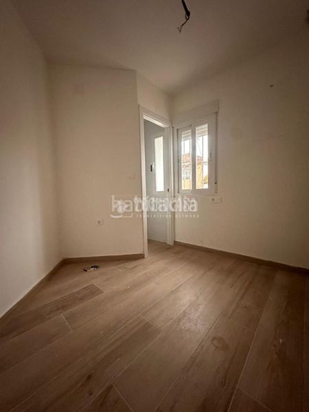Foto 90a6567f-ddf5-48b6-a133-43b70e2d440f. Casa aparellada a Atarfe