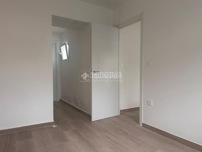 Foto a5420966-3215-4010-ae50-f414aa894140. Casa aparellada a Atarfe