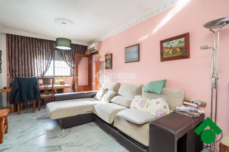 Foto 50fa5ba2-9158-4442-a196-3f0986e6c9ff. Casa aparellada a Atarfe