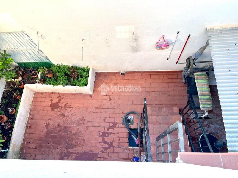 Foto edda6e3d-367d-499a-89e2-8c3e1a65964e. Casa aparellada a Atarfe