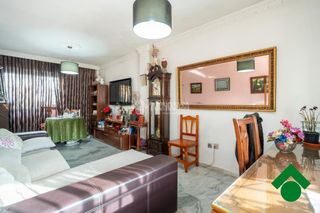 Casa aparellada a Atarfe. Casa en venta en atarfe