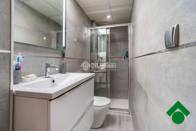 Foto 080e7b0c-7b82-4dfb-85f4-e01462e1dae3. Casa aparellada amb aparcament a Atarfe