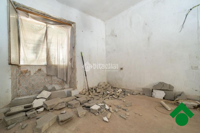 Foto e94c2f75-659e-45f9-b3f6-6637254e7ade. Casa  en venta en Atarfe