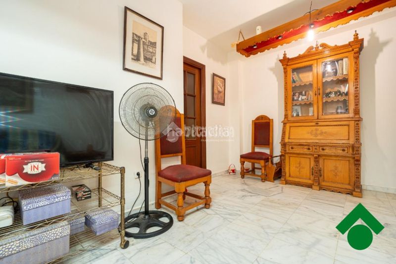 Foto df47fff0-5041-45e0-9a25-5fbf4e08fc81. Pis amb aparcament a Atarfe
