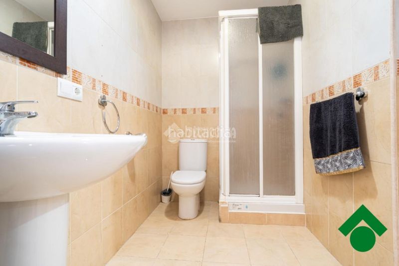 Foto 1b1018a5-3fe9-4079-987e-53287ba15f41. Pis a Pinos Puente