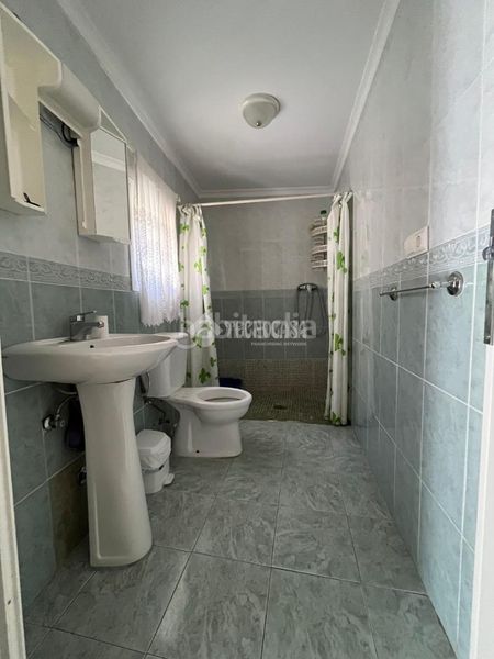 Foto 12b9d3d6-bcab-4ab7-aab5-69177ff5fcf7. Casa aparellada a Pinos Puente