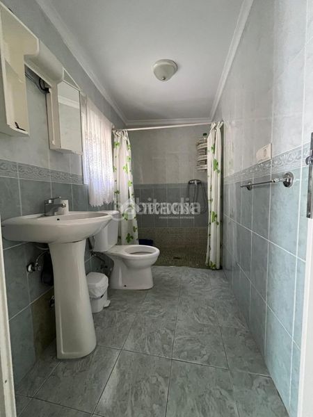 Foto 8a56146d-f88f-4558-8c28-aa8ef71c8d79. Casa aparellada a Pinos Puente