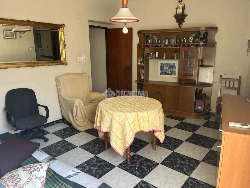 Foto 94b22bd7-32b3-4238-861b-831c9b011f4d. Casa aparellada a Pinos Puente