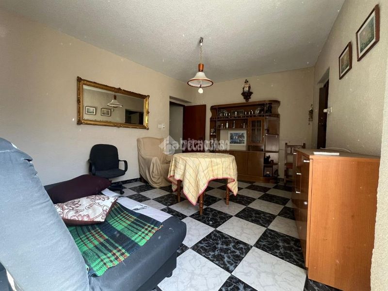 Foto a49cc1c7-5221-459c-9bc5-d3db3214dc73. Casa aparellada a Pinos Puente