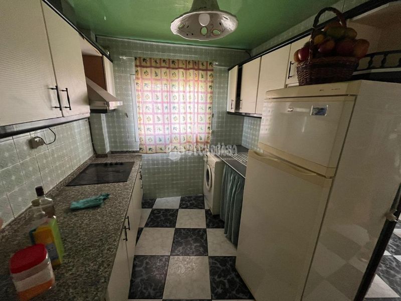 Foto fbaca8da-635f-4a7f-852a-d5388838ead6. Casa aparellada a Pinos Puente