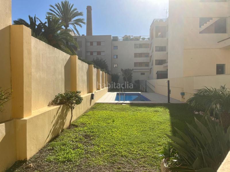 Foto 16a0bae2-9ffc-462f-afd8-3dd282996dac. Piso amplio piso en la azucarera en Paseo Marítimo de Levante Torre del Mar