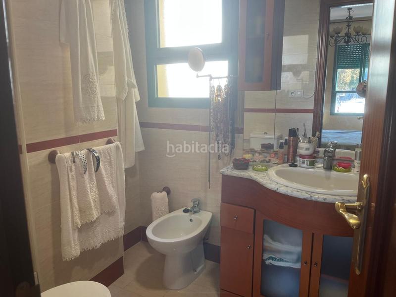 Foto 36b0b4b7-688a-43dc-a9d1-a7f51935659d. Piso amplio piso en la azucarera en Paseo Marítimo de Levante Torre del Mar