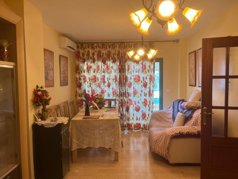 Foto 734ea34d-6f9c-4e36-8a52-14874ae9f9c7. Piso amplio piso en la azucarera en Paseo Marítimo de Levante Torre del Mar