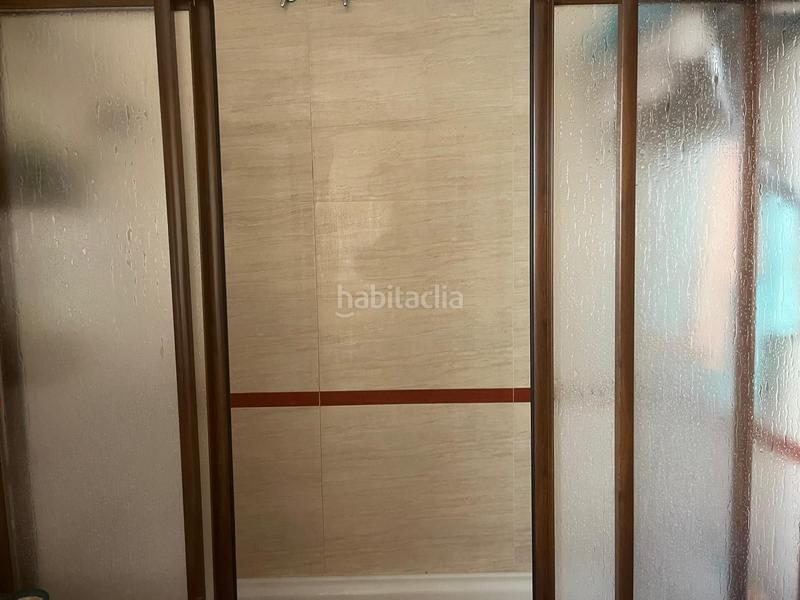 Foto c6ec4a01-b908-4b4b-9915-7996bec39cb8. Piso amplio piso en la azucarera en Paseo Marítimo de Levante Torre del Mar