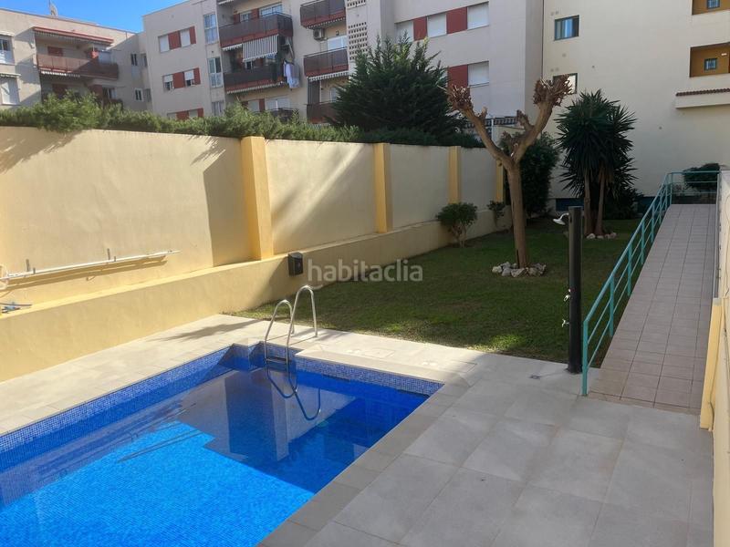 Foto dc566c97-eb8f-4391-8bdf-771ebb031985. Piso amplio piso en la azucarera en Paseo Marítimo de Levante Torre del Mar