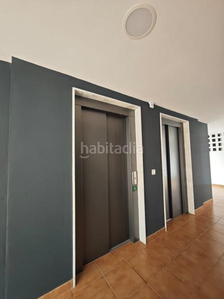 Foto ef58d569-04f9-4f1e-8e39-eb790879a426. Piso ámplio piso en la azucarera en Paseo Marítimo de Levante Torre del Mar