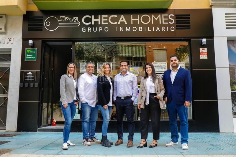 Foto ce60570a-ec47-48c4-880f-6f4e72e65076. Location local commercial dans Centro Torre del Mar