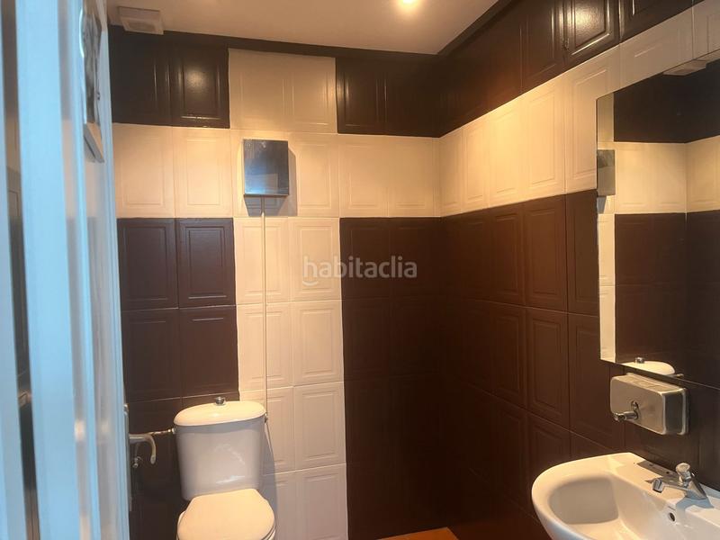 Foto f0a907f8-0d04-4769-8f9f-ab18037efc41. Location local commercial dans Centro Torre del Mar