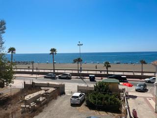 Casa a Paseo Marítimo de Levante. Chalet independiente en primera linea de playa