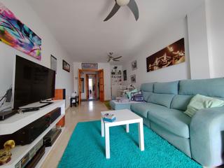 Flat en Caleta de Velez. Vivienda amplia y luminosa a 50 metros de la playa