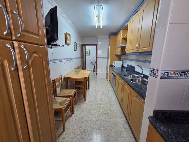 Foto 04eafc22-7868-4b2d-9eba-f9335135a3a7. Pis amb piscina a Viña Málaga Torre del Mar